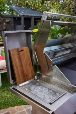 Beefeater 1600 Series Dark 5 Burner BBQ On Trolley 25 Beefeater 1600 Series Dark 5 Burner BBQ On Trolley -Joes BBQs Store 1600 350 freestanding button 83cdc69c 2206 4847 aca8 70258d9d0e75