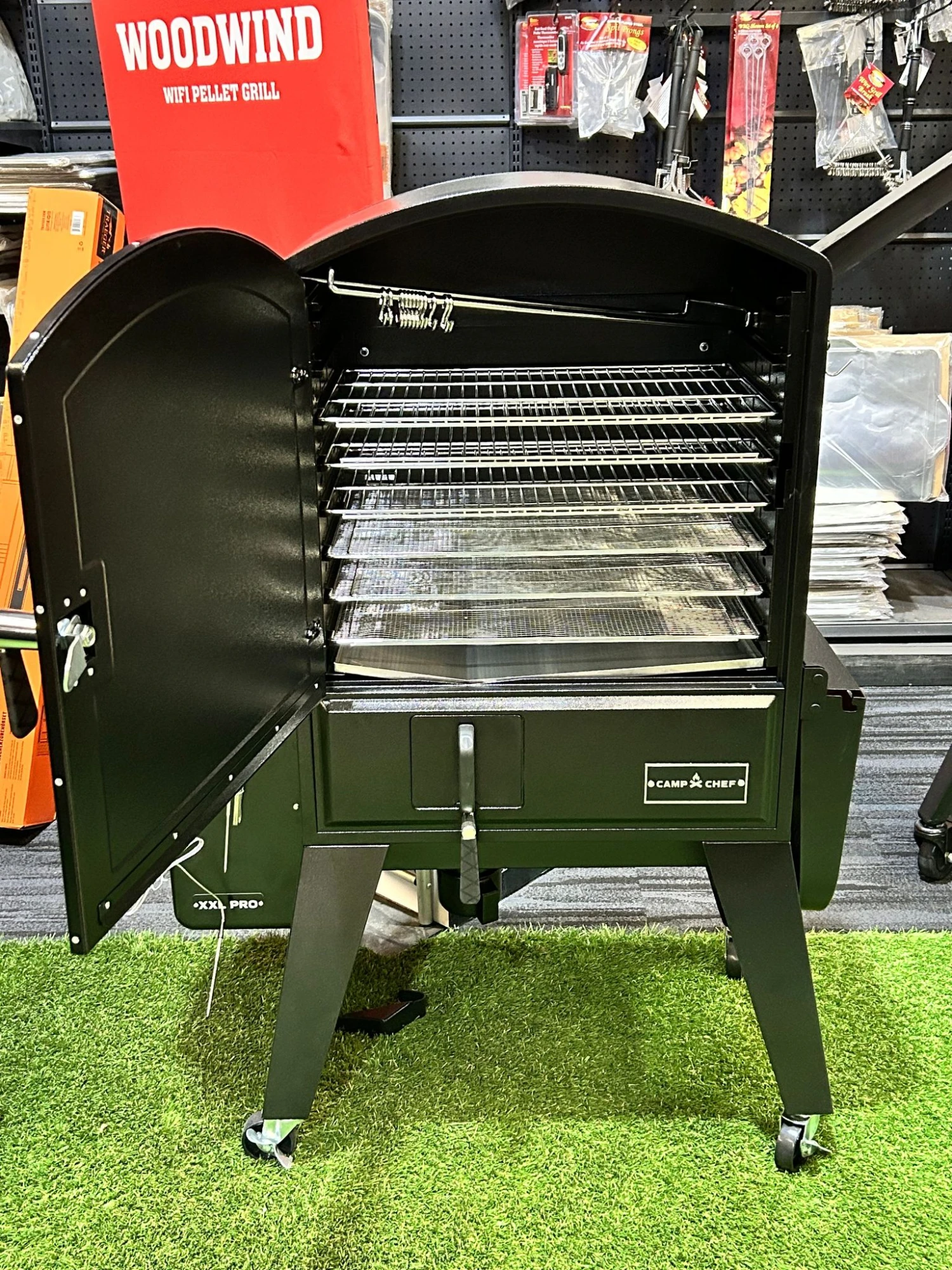 Camp Chef XXL Pro Vertical Smoker 7 Camp Chef XXL Pro Vertical Smoker - Image 7