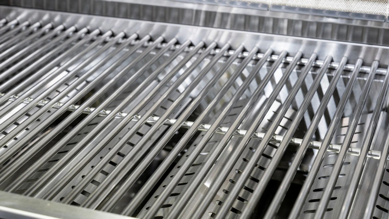 Aspire Stainless Steel 6 Burner BBQ On Cabinet 3 Aspire Stainless Steel 6 Burner BBQ On Cabinet - Image 3