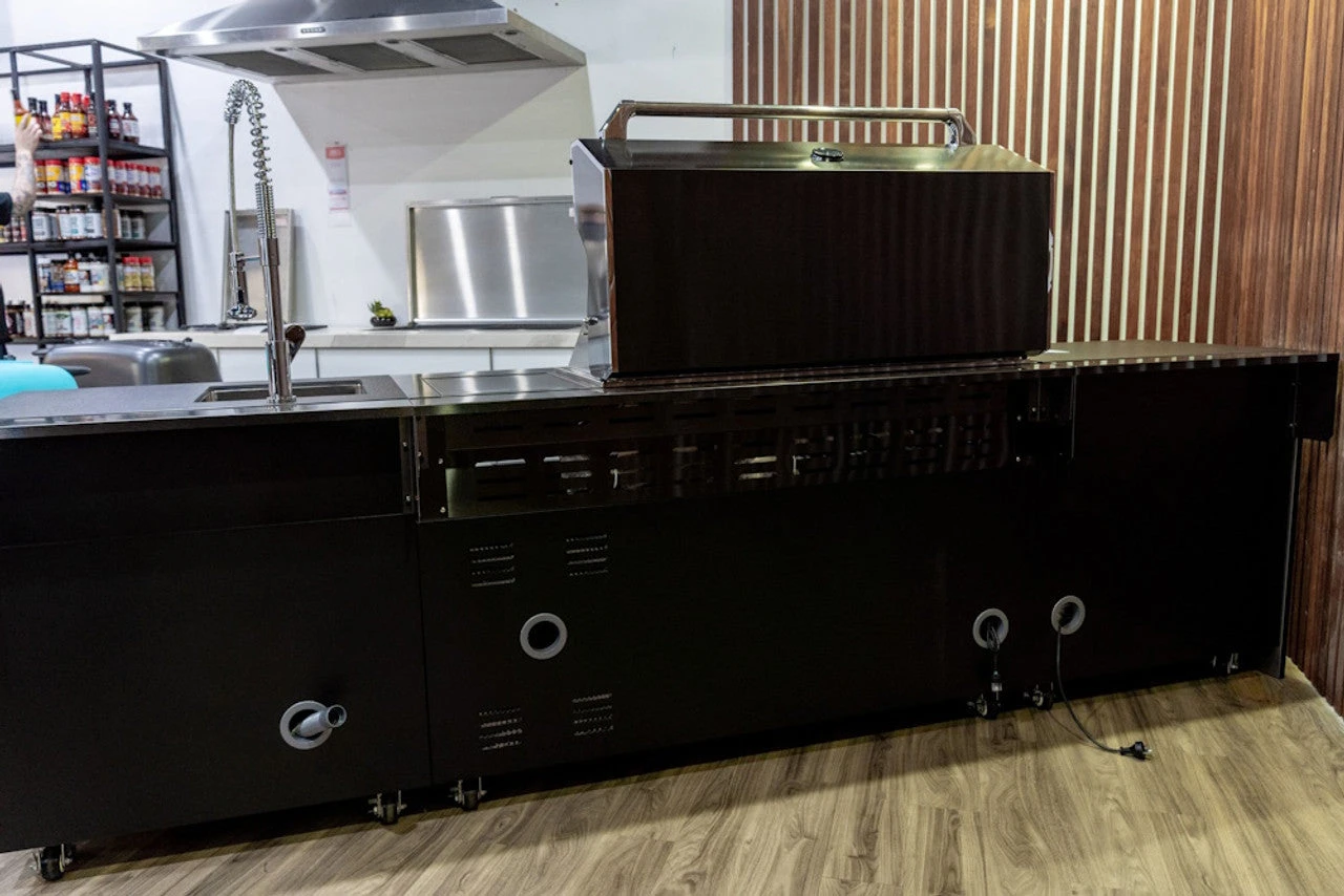 Aspire Stainless Steel 6 Burner BBQ On Cabinet 8 Aspire Stainless Steel 6 Burner BBQ On Cabinet - Image 8