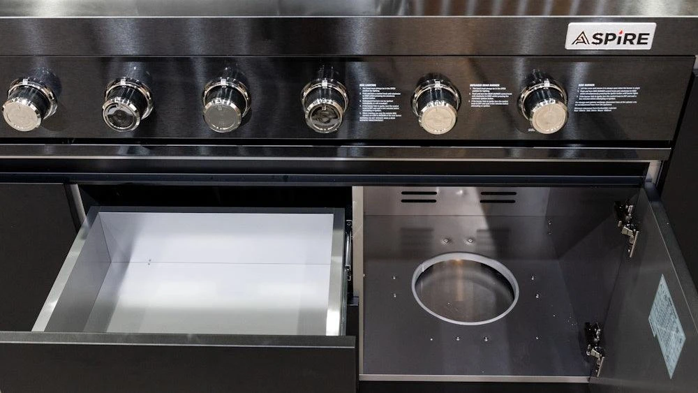 Aspire 6 Burner BBQ Outdoor Modular Kitchen With Double Fridge 4 Aspire 6 Burner BBQ Outdoor Modular Kitchen With Double Fridge - Image 4