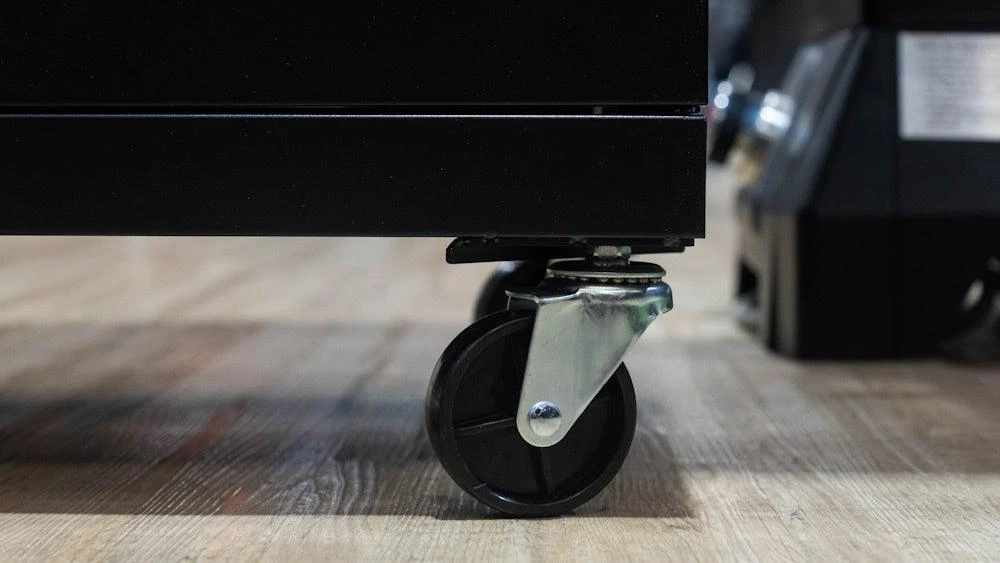 Gasmate Quasar Pro 6 Burner Trolley BBQ With Window In Hood & Side Burner 6 Gasmate Quasar Pro 6 Burner Trolley BBQ With Window In Hood & Side Burner - Image 6