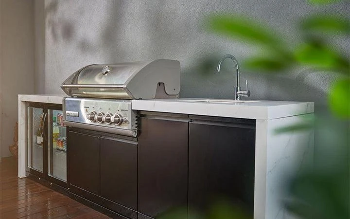 Crossray Premium Outdoor Kitchen 4 Burner BBQ, Double Door Fridge & Double Door Cabinet With Sink 2 Crossray Premium Outdoor Kitchen 4 Burner BBQ, Double Door Fridge & Double Door Cabinet With Sink - Image 2