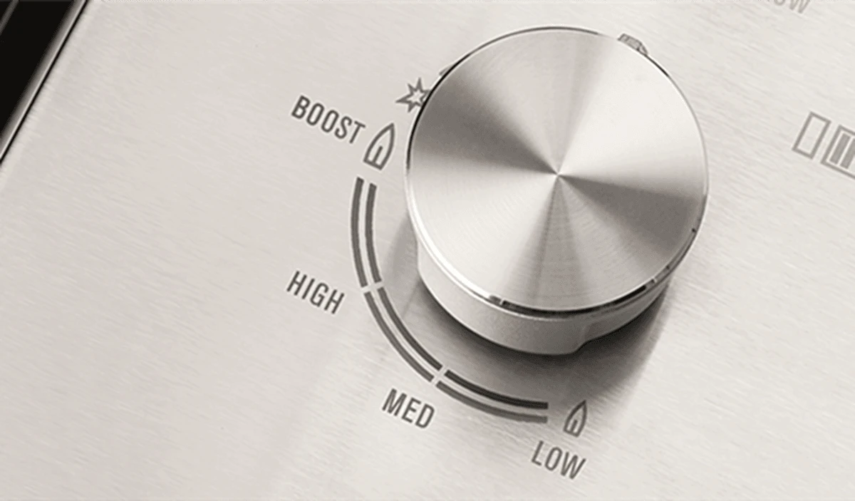 Beefeater Signature ProLine 6 Burner Stainless Steel Built-In BBQ With Lid 4 Beefeater Signature ProLine 6 Burner Stainless Steel Built-In BBQ With Lid - Image 4