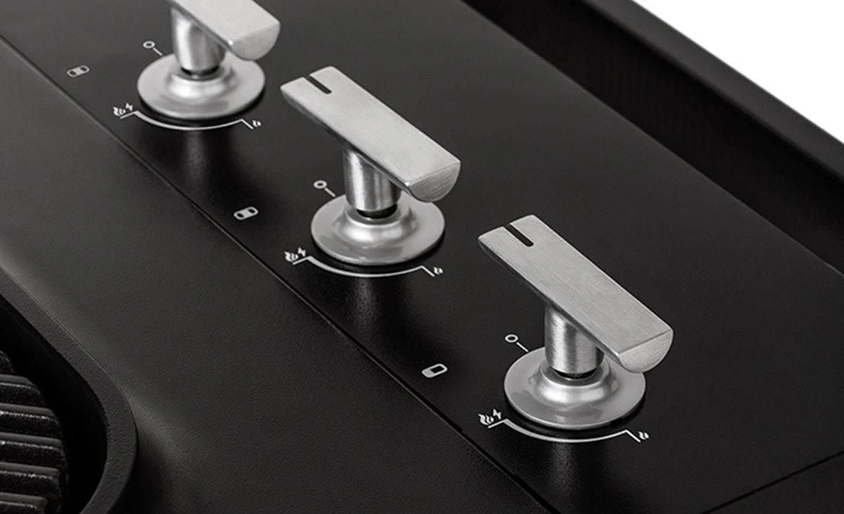 Everdure Heston FURNACE 3B Gas Barbeque With Stand - Orange (HBG3O) 3 Everdure Heston FURNACE 3B Gas Barbeque With Stand - Orange (HBG3O) - Image 3