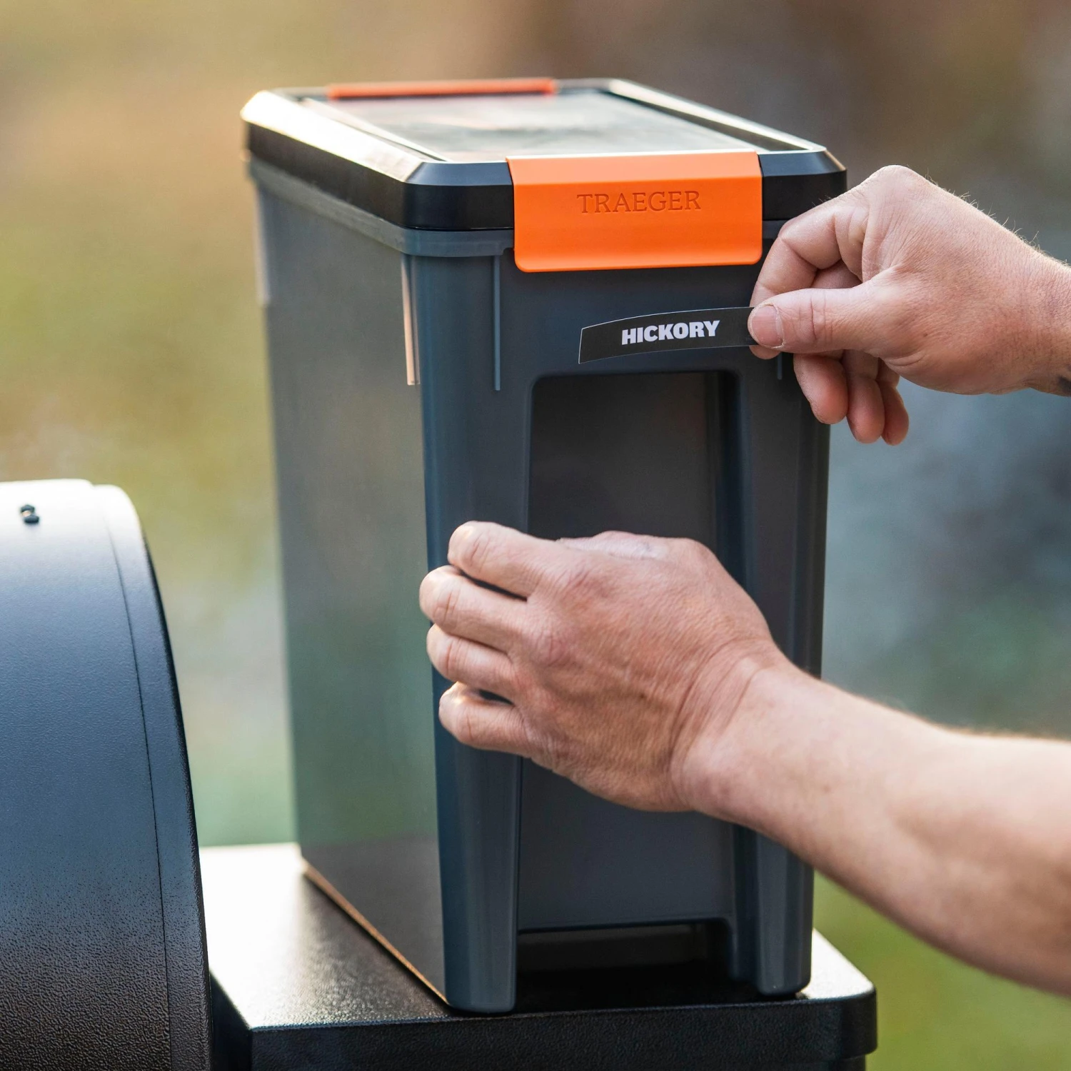 Traeger Staydry Pellet Bin And Lid - BAC615 7 Traeger Staydry Pellet Bin And Lid - BAC615 - Image 7